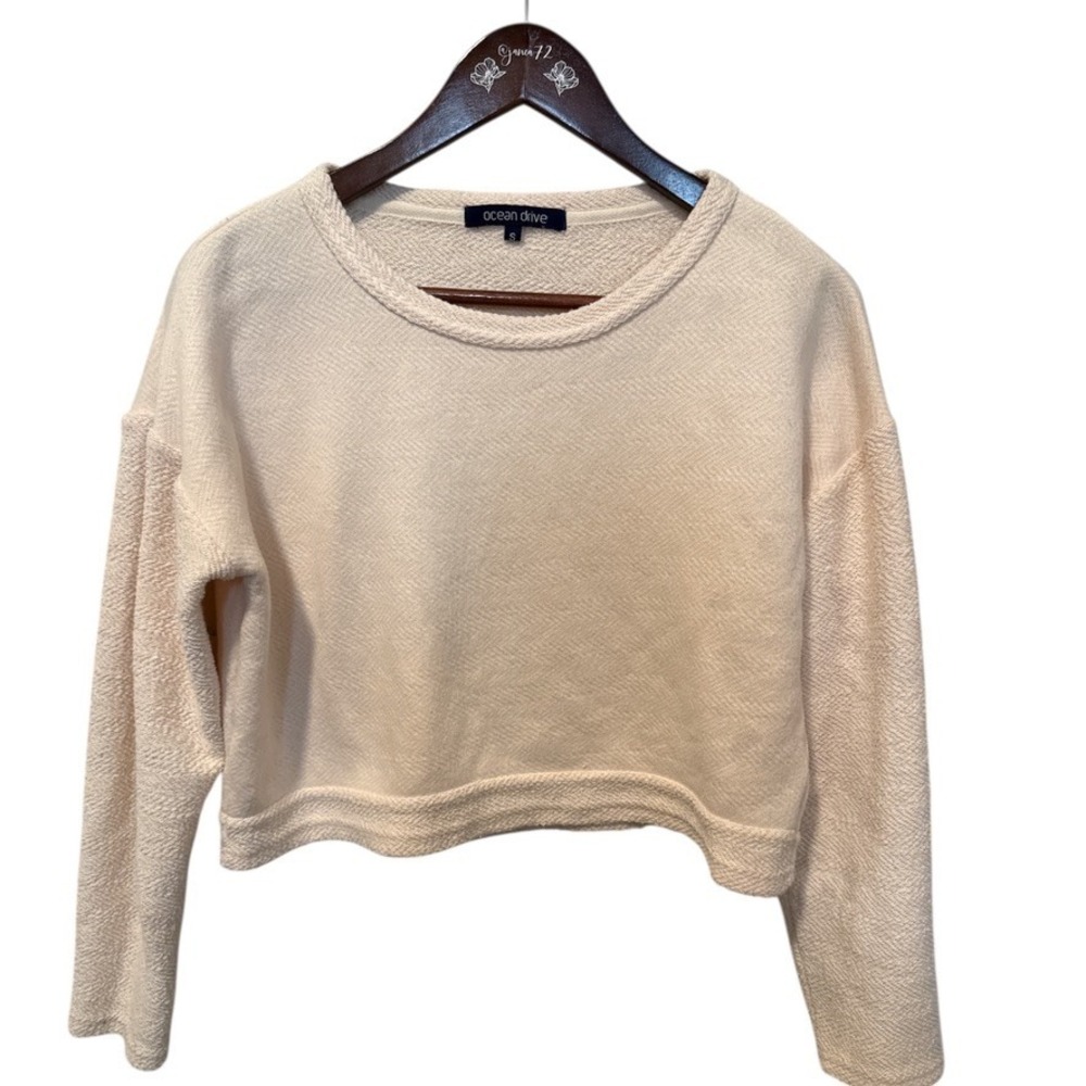 Ocean Drive Cream Herringbone Textured Cropped Sweatshirt Size S Coastal Beachy